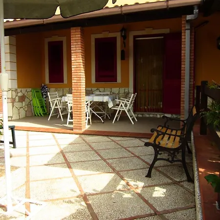 Holiday home Sunbay House