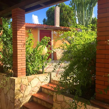 Sunbay House Holiday home *
